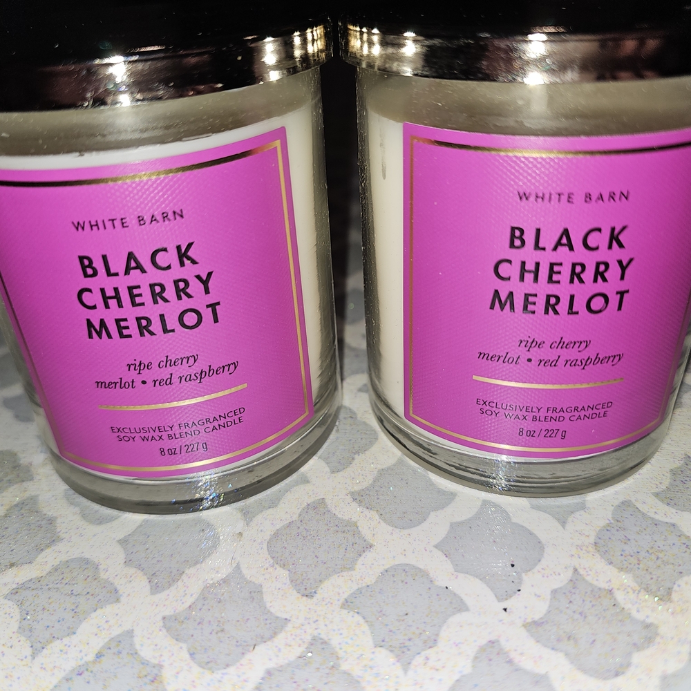 Set of 2 White Barn Black Cherry Merlot Candles